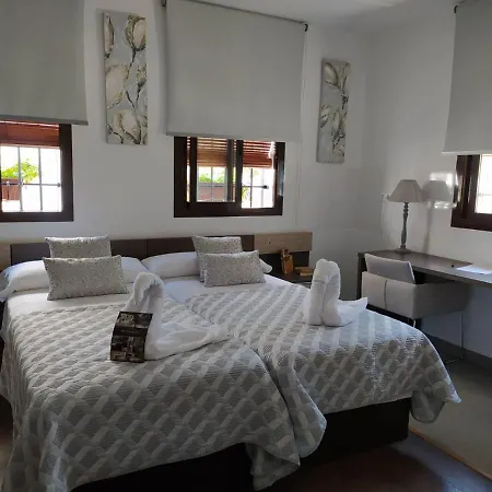 Rural Pico Aznaitin - Sierra Magina Guest house *